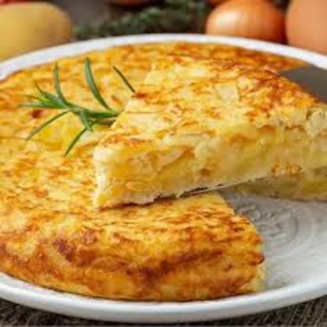 Tortilla Española Entera.