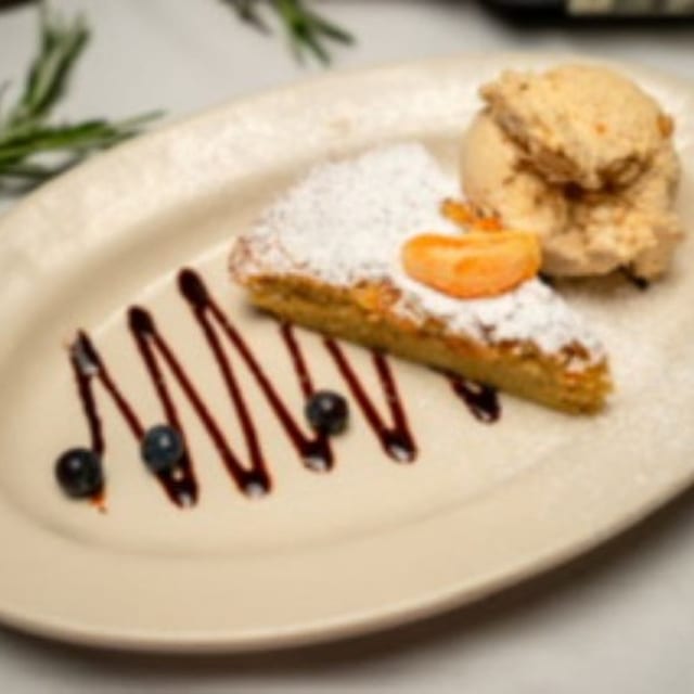 Tarta Santiago Con Helado.