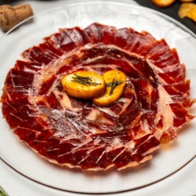 Tabla De Jamon De Bellota.