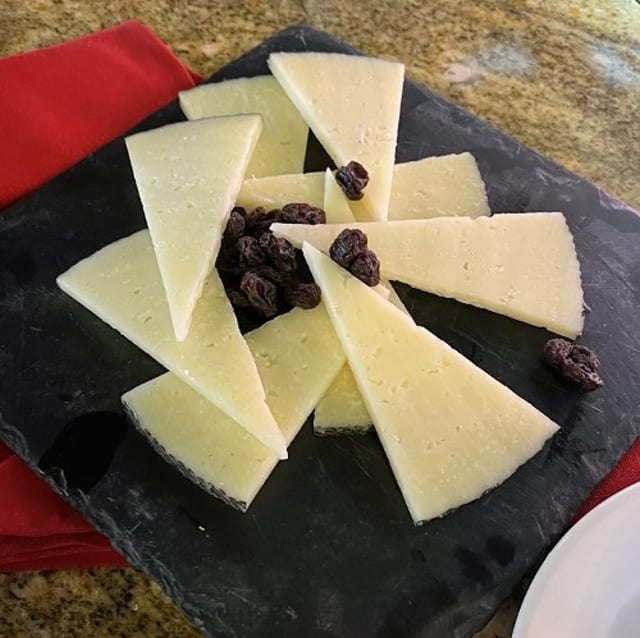 Queso Manchego.
