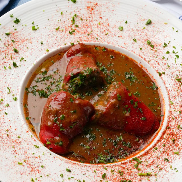 Piquillos Rellenos De Carnes.