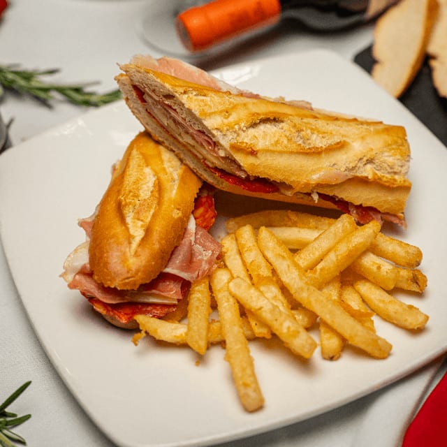 Bocata De Anchoas Y Boquerones.