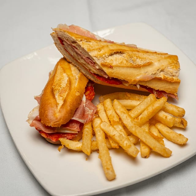 Bocata De Pepito De Ternera.