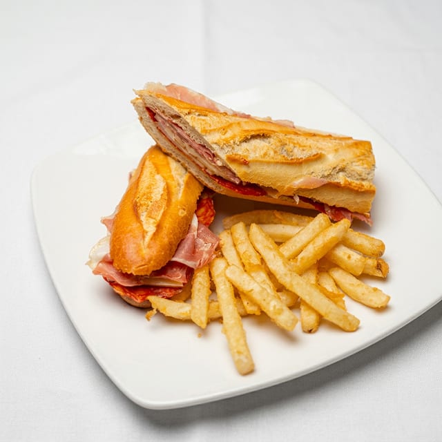 Bocata De Anchoas Y Boquerones.