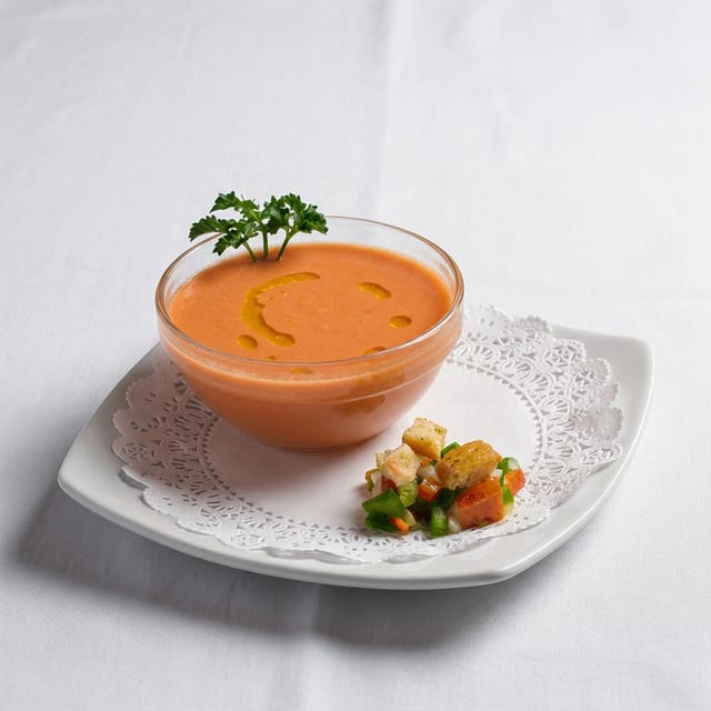 Sopa De Gazpacho C / Guarnición.